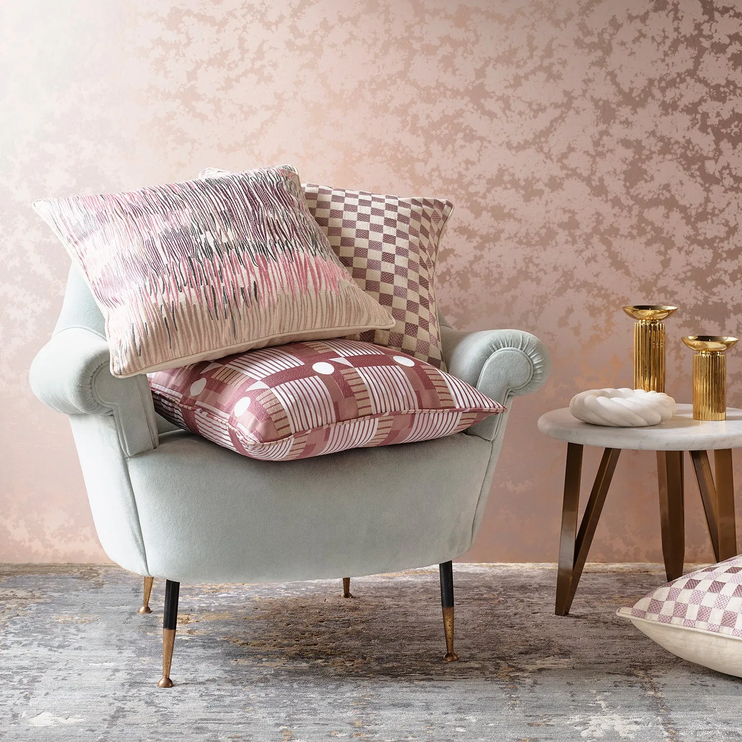 greg natale | gowrie cushion | pink