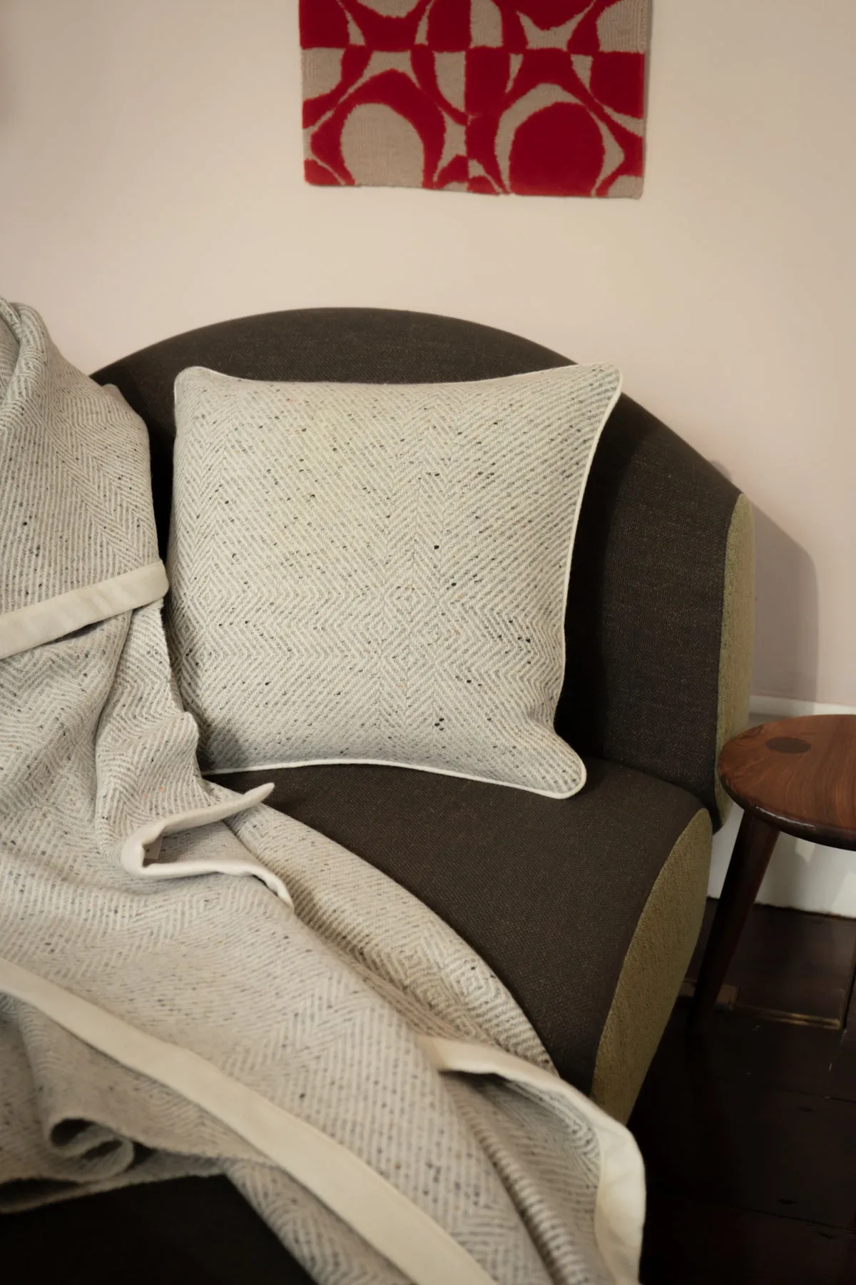 Handwoven Pressed Herringbone Tweed trimmed Blanket in Light Grey
