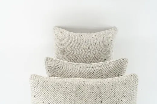 Handwoven Pressed Herringbone Tweed trimmed Blanket in Light Grey