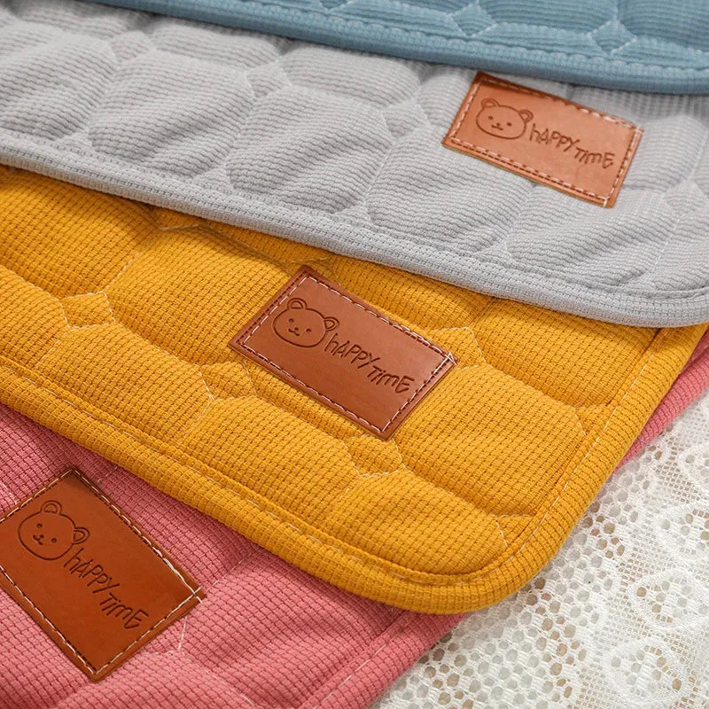 Reusable Cotton Waffle Pet Mat for Dogs - Washable and Eco-Friendly